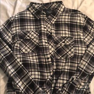 Men’s long sleeve button down